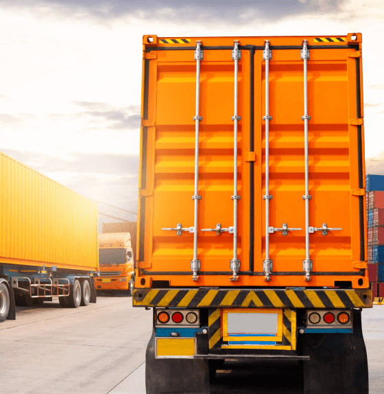 Photo d'un arrière d'une remorque de camion